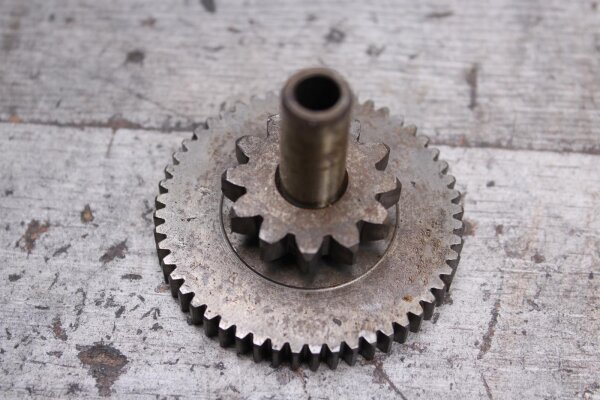 Stay of the starter Suzuki GSX-R 750 GR75A 85-87