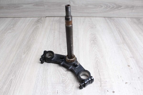 Fork bridge below Kawasaki GPZ 1000 RX ZXT00A 86-87