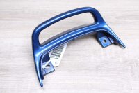 Passer la poignée à larrière...