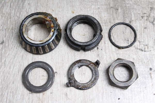 Lenkerlager Mutter Schieben Gabelbrücke Kawasaki GPZ 1000 RX ZXT00A 86-87