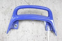 Passer la poignée à larrière...