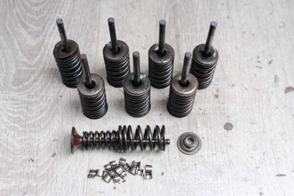 Soupapes de soupapes de sortie réglées Kawasaki GPZ 1000 RX ZXT00A 86-87