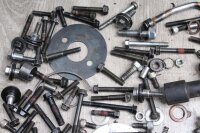 Konvolut Schrauben Restteile Divers Kawasaki ZX-10 ZXT00B...