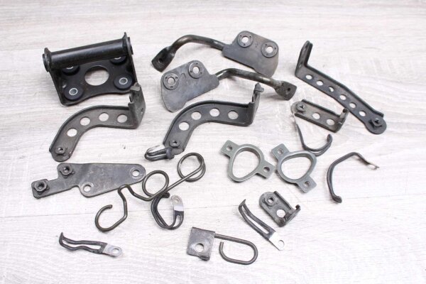 Konvolut Halter Suzuki GSX-R 750 GR7DB 96-97