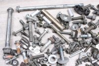 Konvolut Restteile Divers Suzuki GSX-R 750 GR7DB 96-97