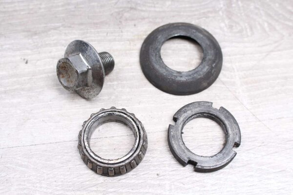 Steering head bearing slices for the fork bridge Kawasaki GPZ 305 EX305A 83-83