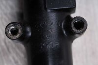 Gabelholm in front of the right Kawasaki GPZ 305 EX305A 83-83