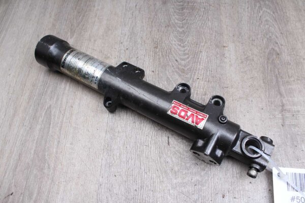 Gabelholm in front of the left Kawasaki GPZ 750 R ZX750G 85-86