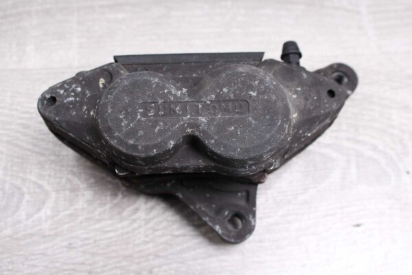 Jarrusatula jarrusatula edessä oikea Yamaha FZR 1000 Exup 3LE 89-93