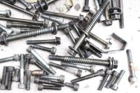 Blandet parti af resterende dele Divers Yamaha FZR 600 3RG 89-93