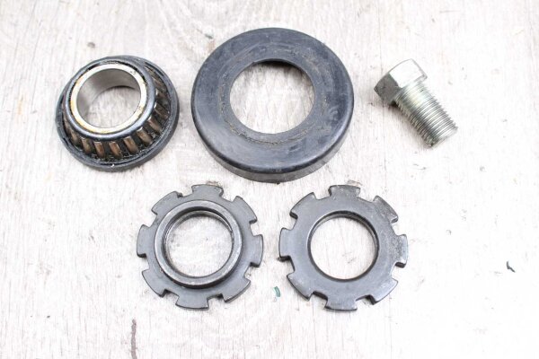 Steering head bearing discs fork bridge above Kawasaki GPZ 750 Unitrak ZX750A3 83-85