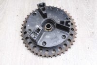 Takapyörän navan ketjupyörän pidike...