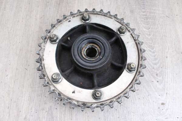 Kedjehjulshållare för bakhjulsnav Yamaha FJ 1200 3YA 91-97